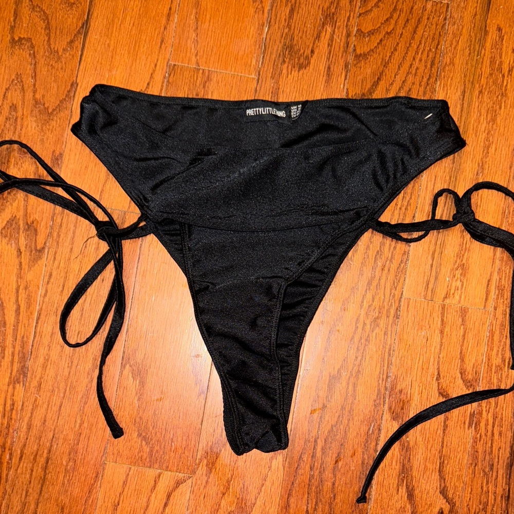 PrettyLittleThing Black Tie-Side Bikini‎ Bottom